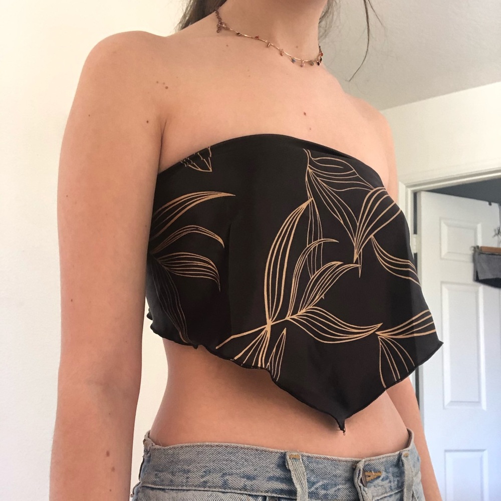 VINTAGE SILK SCARF TOP - Picture 5 of 7